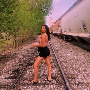 Meet your Posher, Julia